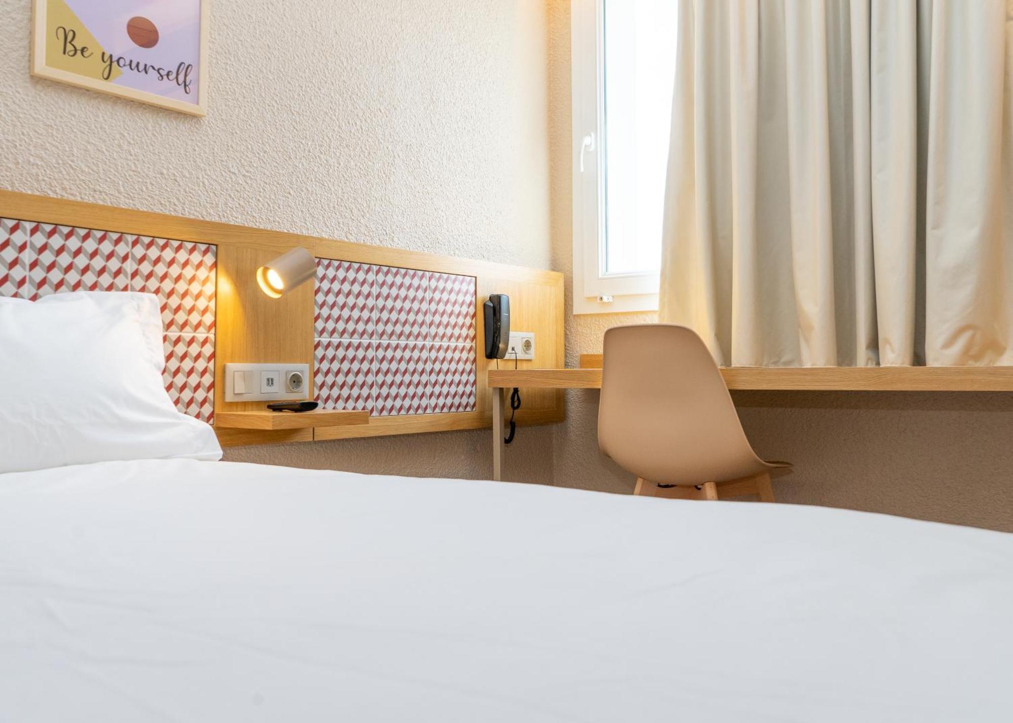 Flag Hotel Lisboa 오이라스 외부 사진